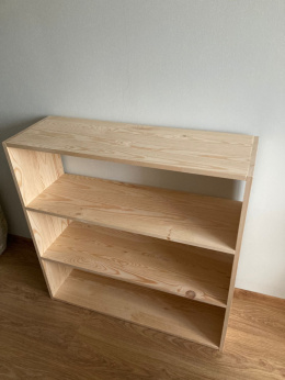 Regał sosnowy do pokoju dziecka Montessori 90x90x30