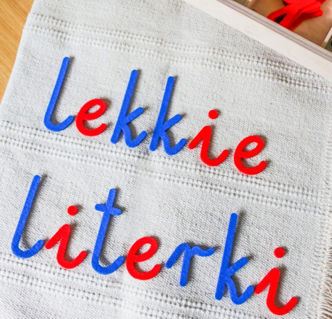 Ruchomy Alfabet - małe litery z filcu, ilość małych liter w zestawie: 58 Ruchomy Alfabet - małe litery z filcu, ilość małych liter w zestawie: 58